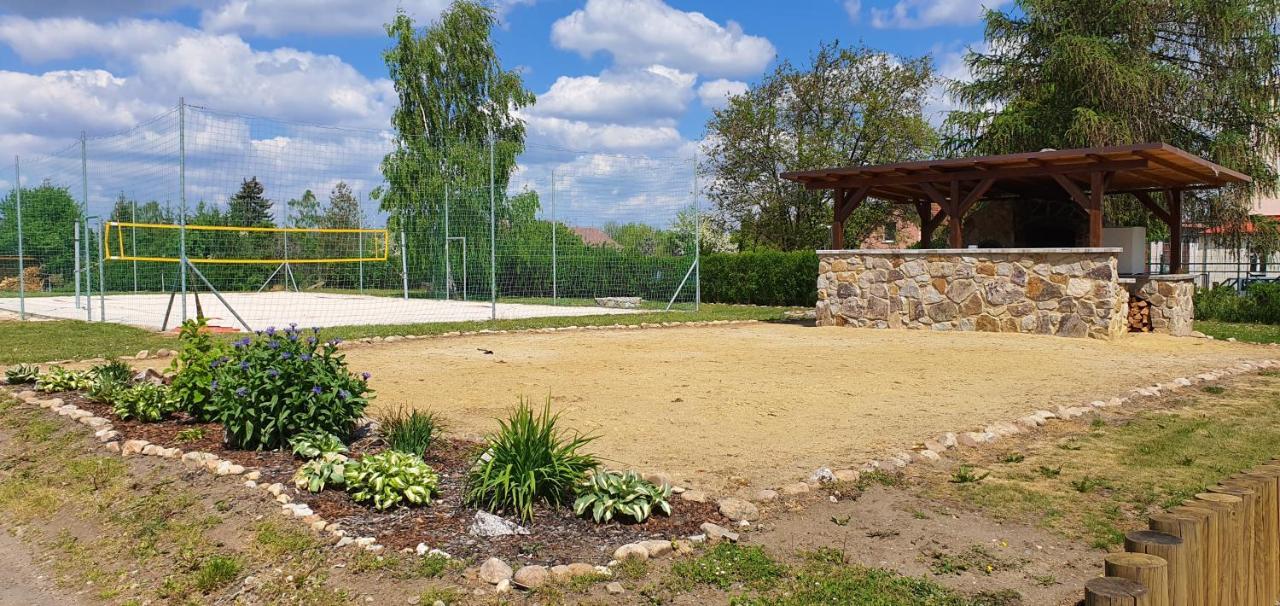 Penzion a hospůdka U Anny Nové Sedlo Zewnętrze zdjęcie